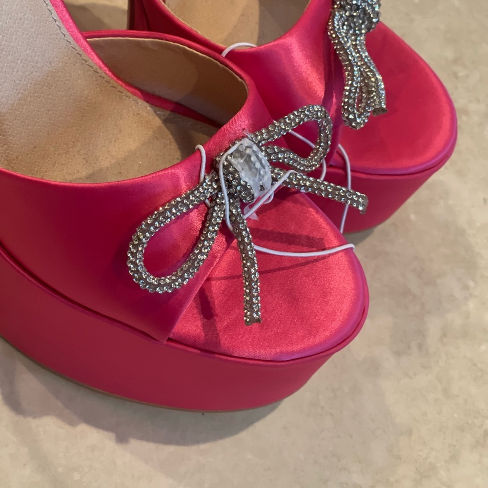 Elegant Pink Platform Heels with Rhinestone Bow and tie size 9